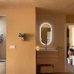 بيت ضيافة Atico 5º Sin Ascensor No Lift Centro De فالنسيا